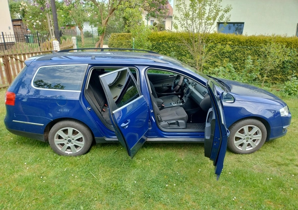 Volkswagen Passat cena 17400 przebieg: 215243, rok produkcji 2008 z Gliwice małe 154